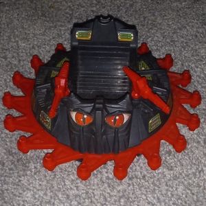 Vintage 1983 He-Man Motu Roton evil assault vehicle